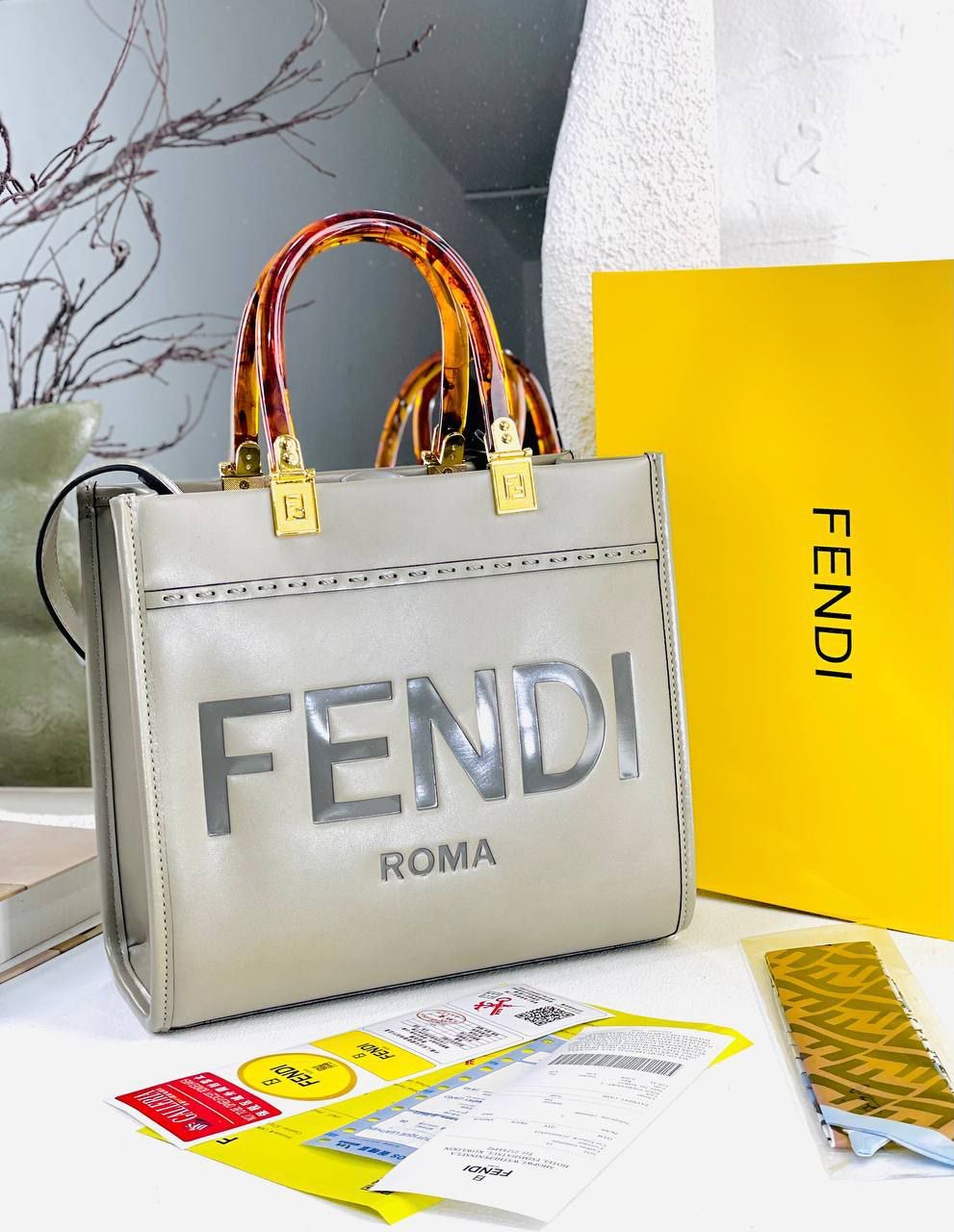 /public/uploads/photos/shares/Suzy bags/IMG_3728.jpeg